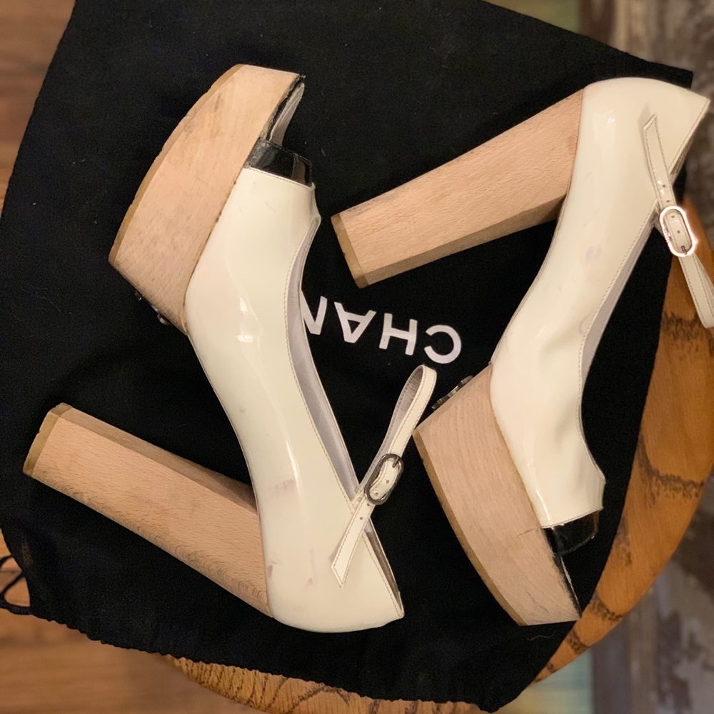 Chanel peep toe platforms sz 41